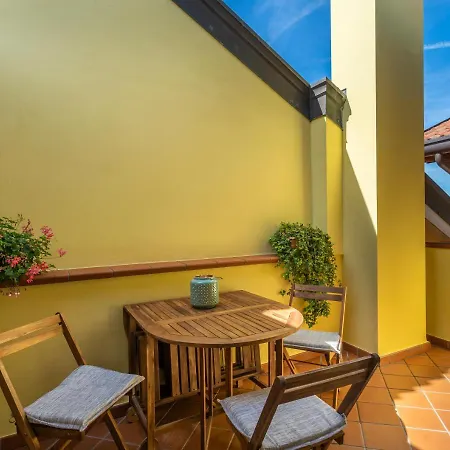 Apartment New - With Terrace, Jacuzzi & Netflix *